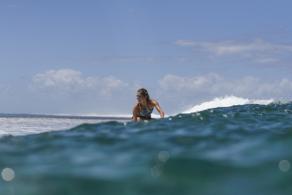 Tribord by Decathlon - Collection surfeuses Only Tribord by Decathlon - Collection surfeuses Only