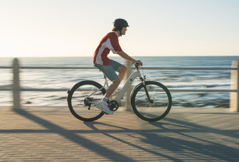 Nouveau vélo DECATHLON ROCKRIDER EACTV-100