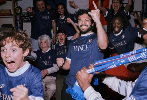 UNE COLLECTION DE MAILLOTS DE SUPPORTERS À PRIX ACCESSIBLE